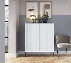 Комод високий Perfect Home Нова / Nova 2-дверний з чорними ніжками K104 Білий жива фотографія